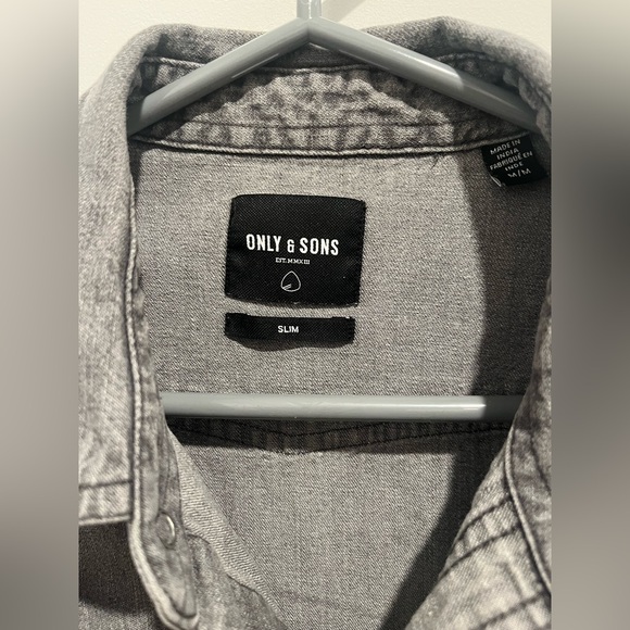 Only and sons black denim medium shirt, excellent condition. One year old - Picture 1 of 3